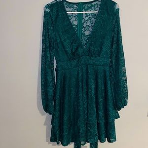 •green lace dress•